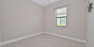 NOW AVAILABLE! Gorgeous 4/3 Pool Home in Bonita National! Gallery 33