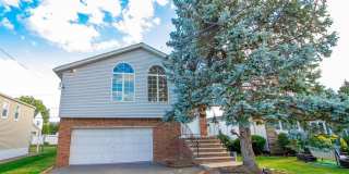 6 Donor Avenue Gallery 1