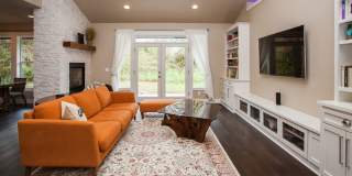 Custom Hillsboro Ranch with Gourmet Kitchen, Dual Fireplaces & Upgraded Finishes! Custom Hillsboro Ranch with Gourmet Kitchen, Dual Fireplaces & Upgraded Finishes! Gallery 4