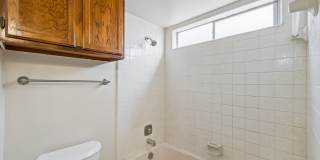 208 Hudson Pl Gallery 27