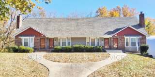 324 NW Millstone Cir 324 NW Millstone Cir Gallery 1