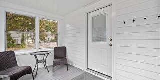 989 Union Street Gallery 27