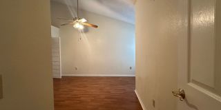 Meticulous 3BR/2BA Condo with Vaulted Ceilings in Hidden Springs – Available July 10th! Meticulous 3BR/2BA Condo with Vaulted Ceilings in Hidden Springs – Available July 10th! Gallery 26