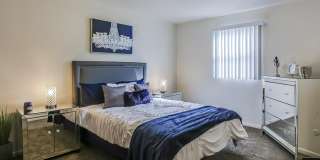 Lake Forest Apartments Gallery 21