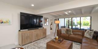 ** LUXURY AT ITS FINEST ** STUNNING TOP TO BOTTOM THIS 4 BED-5 BATH SINGLE FAMILY POOL AND SPA HOME IN COQUINA SANDS FOR A SEASONAL OR ANNUAL TENANT ** Gallery 15