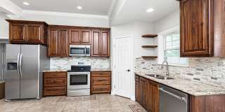 Charming 3-Bedroom Home in Port Allen – Pet Friendly with Fenced Yard Gallery 1