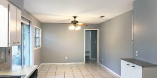 Lovely 3 Bedroom Home in Northwood - Fenced-in Yard Gallery 5