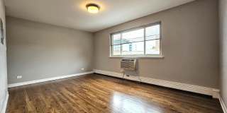 528 W Oakdale Gallery 6