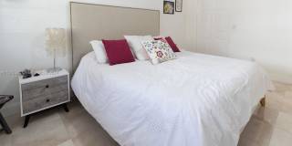 3165 Northeast 184th Street Gallery 17