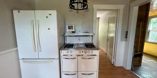 Adorable 2 Bedroom One Bathroom Home Close to Downtown Grass Valley and Shopping Gallery 13