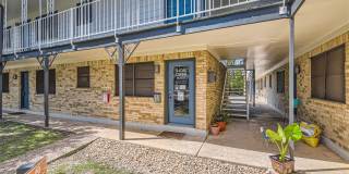 Shoal Creek North Gallery 21
