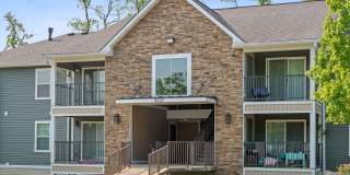 Galbraith Pointe Apartments and Townhomes Gallery 55