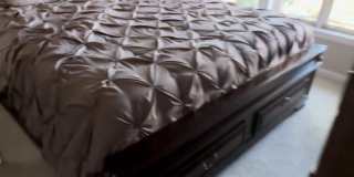 12913 ALTON Square Gallery 9