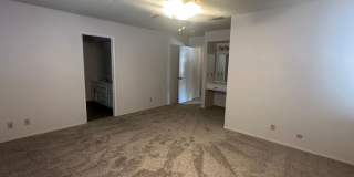 Adorable 2 bedroom 2 bathroom with 1 car garage attached Gallery 25
