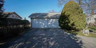 171 N RIVER Drive Gallery 20