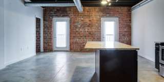 Steelyard Gallery 30