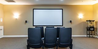 Four Pointe Gallery 15