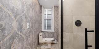 5 Solar Street unit: 1 Gallery 10