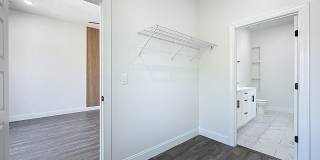 2121 BROAD WATER Drive Gallery 44