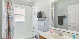 940 Belmont Street E Gallery 25