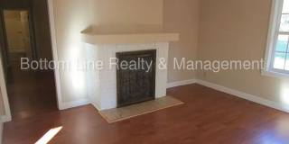 Room in 3 Bedroom Home at Plainview Rd Gallery 10