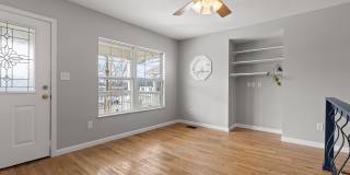 419 W Bell Avenue Gallery 7