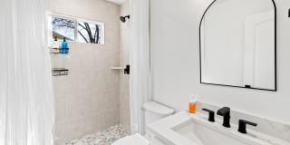 1102 BURLESON Gallery 30