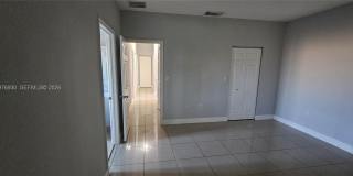 3389 NE 4th St Gallery 41