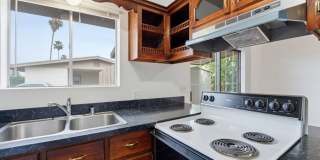 Maintained Mesa rental offering comfort, convenience, and easy access to everything the East Valley has to offer! Gallery 10