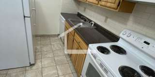 Amazing apartment in Allston Gallery 3