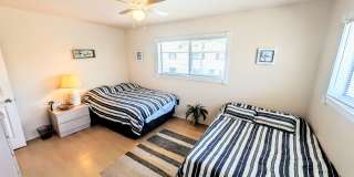 Annual UNFURNISHED 2/1 condo Island life Gallery 10