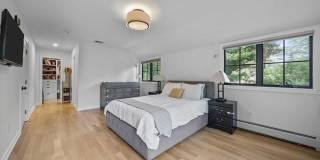 107 Highland Avenue Gallery 16