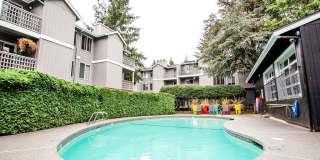 NOTCH8 APARTMENTS Gallery 23