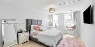 1149 Hillsboro Mile Gallery 19