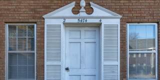 Colonial Apartments Gallery 27