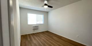 15925 Victory Blvd. Gallery 19