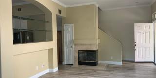 Remodeled Tustin Townhome 2B/3B Gallery 1