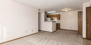 Bear Pointe Gallery 9