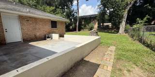 204 Winsor Drive Gallery 10