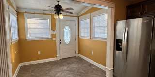 109 East North Street Gallery 29