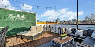 Gorgeous FULLY FURNISHED Home Just Off Charlotte Ave. Gallery 53
