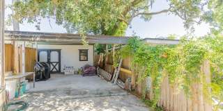 2751 HERSCHEL Street Gallery 31