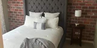 18 W GEORGIA Gallery 10