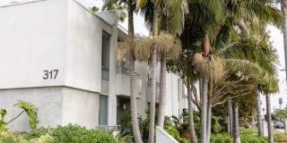 2-bed, 2-bath 972sqft condo, walking distance to beach in Carlsbad Village, literally one block off the sand! **Available 6/1/26** Gallery 4