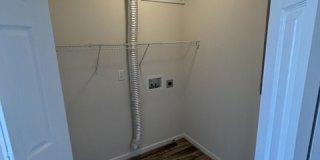 806 West Washington Street Gallery 11