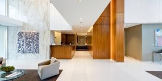 838 N DOHENY Dr Gallery 25