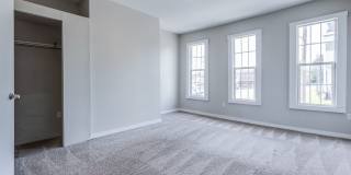 Available August - Check out this beautiful 2 bedroom w/ city views! Gallery 20