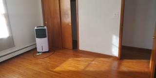 3 bd, 2 ba house NE Columbia, 2nd living room downstairs, fenced, w/d included Gallery 12