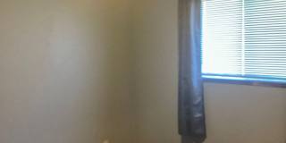 Renovated 2 bed 1 bath duplex near town center Gallery 10