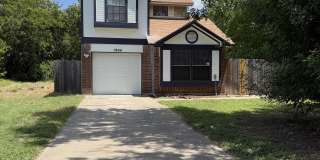 1904 Dickens Drive Gallery 1